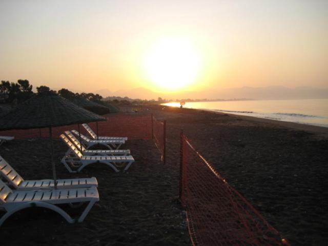 Hotel Simsek Finike Esterno foto