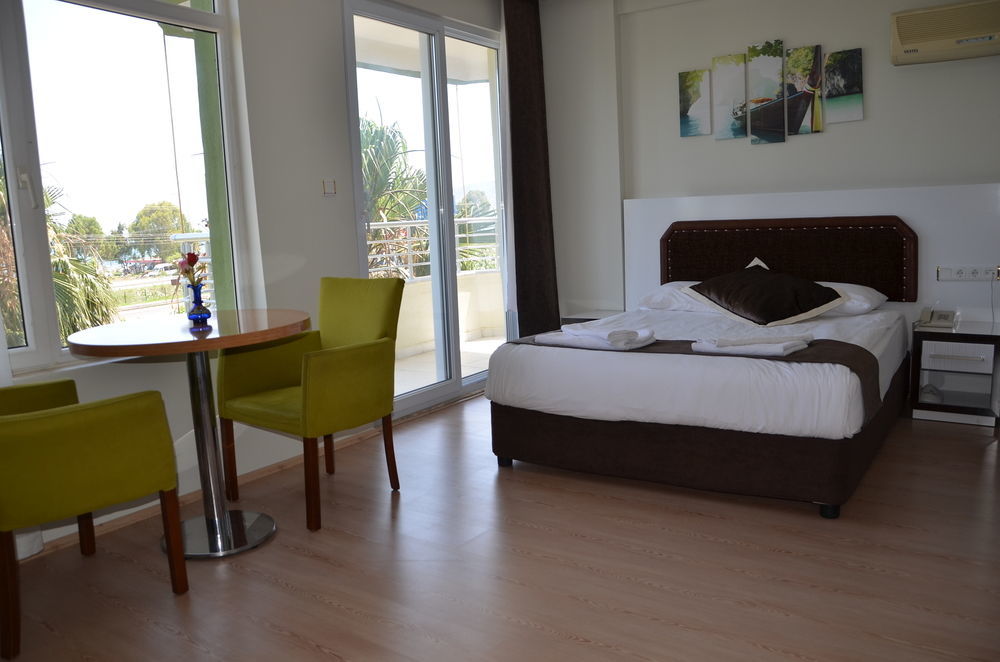 Hotel Simsek Finike Esterno foto